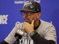 雷电竞-科维托娃遭遇十二连败，独行侠教练面临压力！的简单介绍