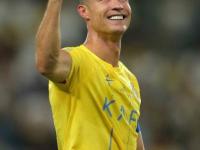 RayBet- 国家冰球队队长英如镝 